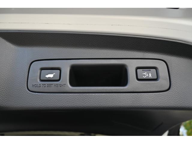ヴェゼル ｅ：ＨＥＶＺ　ホンダセンシング　ホンダコネクトディスプレイナビ　Ｒカメラ　２．０ＥＴＣ　ＦＲドラレコ　障害物センサー　シートヒーター　ＬＥＤライト　アルミホイール　衝突回避支援ブレーキ機能　１オナ　スマキ　Ｄレコ（24枚目）