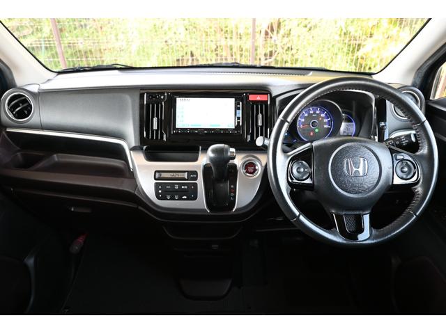 Ｎ－ＷＧＮカスタム Ｇ・Ａパッケージ　追突軽減ブレーキ　純正ナビ　フルセグ　Ｒカメラ　ＥＴＣ　アルミホイール　ＨＩＤライト　追突被害軽減ブレーキ　ＡＵＴＯエアコン　地デジ　記録簿有　助手席エアバック　ＡＢＳ　パワーウィンドウ　横滑り防止（10枚目）