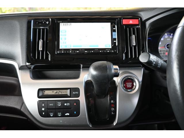 Ｎ－ＷＧＮカスタム Ｇ・Ａパッケージ　追突軽減ブレーキ　純正ナビ　フルセグ　Ｒカメラ　ＥＴＣ　アルミホイール　ＨＩＤライト　追突被害軽減ブレーキ　ＡＵＴＯエアコン　地デジ　記録簿有　助手席エアバック　ＡＢＳ　パワーウィンドウ　横滑り防止（13枚目）