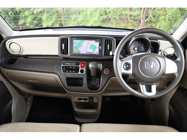 Ｎ－ＯＮＥ Ｇ・Ｌパッケージ　追突軽減ブレーキ　純正ナビ　ワンセグ　Ｒカメラ　ＥＴＣ　ＨＩＤライト　整備記録簿有　１オーナー　ｉストップ　盗難防止　フルオートエアコン　パワーウィンドウ　ナビＴＶ　助手席エアバック　バックカメラ（10枚目）