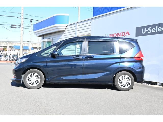 フリード Ｇ・ホンダセンシング　純正９ＩＮナビ　Ｒモニター　Ｒカメラ　ＥＴＣ　ＦＲドラレコ　シートヒーター　両側Ｐスライドドア　Ｆセグ　追突被害軽減ブレーキ　ｉストップ　Ｗエアバッグ　パワーウィンドウ　１オ－ナ－　スマートキ　ＶＳＡ（8枚目）