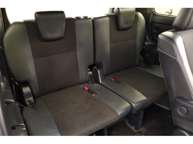 TOYOTA NOAH HYBRID SI WxB III