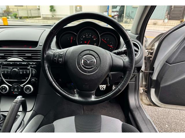 ＲＸ－８ タイプＳ　オートエグゼショック、ダウンサス　純正エアロ　タイプＳ６速　３６０度ドラレコ　圧縮測定済み（9枚目）