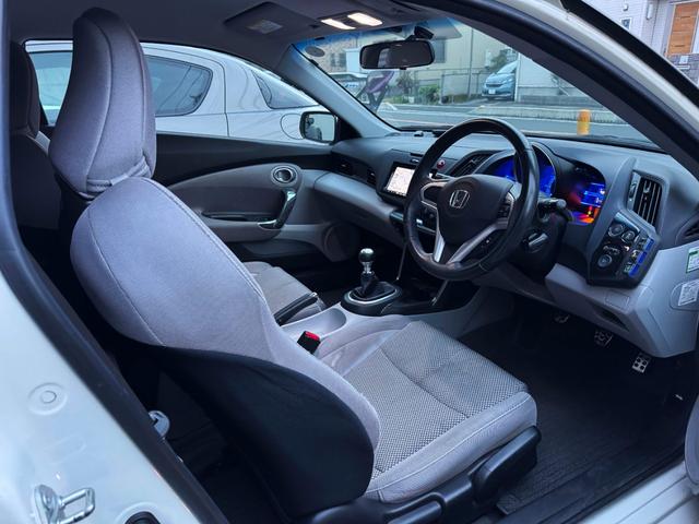 CR-Z α 6速速マニュアル スポーツモデューロサスペンションキット カロッツェリアナビ ローダウン(14枚目)