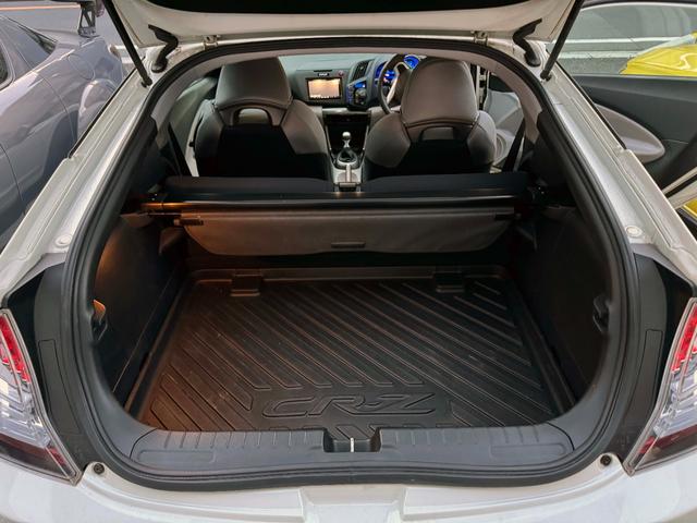 CR-Z α 6速速マニュアル スポーツモデューロサスペンションキット カロッツェリアナビ ローダウン(17枚目)