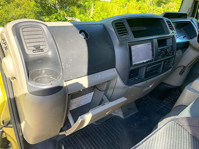 アトラストラック Wキャブスーパーロー 6速AMT 積載量1.25kg 車両総重量3550kg ETC EHS 左電動可倒ミラー ナビ バックモニター キーレス 廃棄ブレーキ 小径ダブルタイヤ ZD30DDTi  ICターボディーゼル(27枚目)