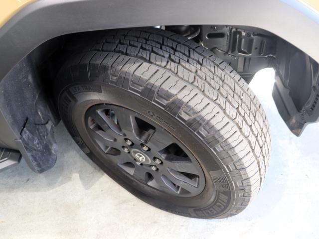 ランドクルーザー２５０ ＺＸファーストエディション　シート表皮本革　１２．３インチＴＦＴカラーメーター＋マルチインフォメーションディスプレイ　本革巻き３本スポークステアリングホイール　本革巻きシフトノブ／シフトベゼル（33枚目）