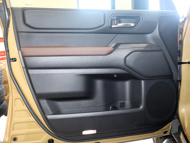 ランドクルーザー２５０ ＺＸファーストエディション　シート表皮本革　１２．３インチＴＦＴカラーメーター＋マルチインフォメーションディスプレイ　本革巻き３本スポークステアリングホイール　本革巻きシフトノブ／シフトベゼル（44枚目）