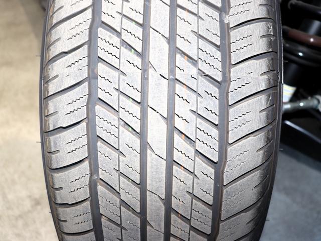 ランドクルーザー２５０ ＶＸファーストエディション　フードモールディング　ラジエーターグリル　バンパー＆グリルプロテクター　カラードアウトサイドドアハンドル　バックドアガーニッシュ　リヤスポイラー　ドライバーモニターカメラ　ステアリングスイッチ加飾（46枚目）