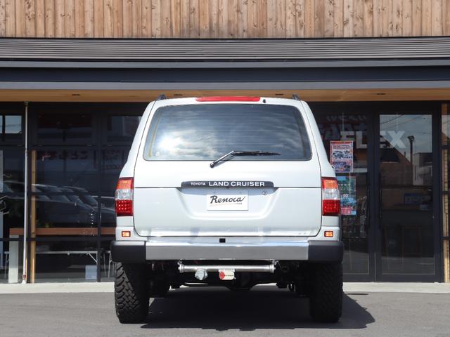 ランドクルーザー100 VXリミテッド Gセレクション BMW MINI純正カラーアイスシルバーオールペイント Gセレクション ハイトコントロール DEANカルフォルニアAW オープンカントリー255/85/16MT サクソンオリジナルマフラー(28枚目)