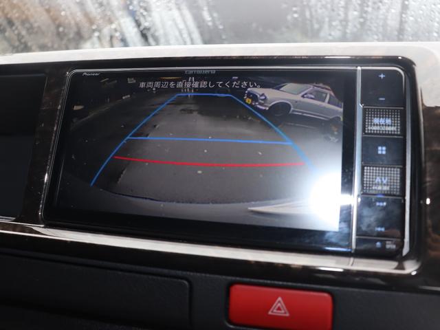 ハイエースバン スーパーGL ダークプライムII TOYOTA FJクルーザー純正色セメントグレー 走行距離:3万KM台 角目4灯ヘッドライト換装 ETC・バックカメラ搭載 デジタルインナーミラー搭載 社外グリルガード ベットキット(39枚目)