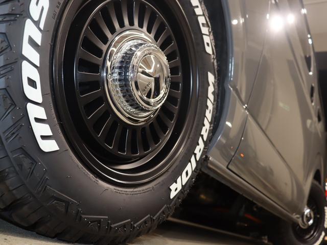 ハイエースバン スーパーGL ダークプライムII TOYOTA FJクルーザー純正色セメントグレー 走行距離:3万KM台 角目4灯ヘッドライト換装 ETC・バックカメラ搭載 デジタルインナーミラー搭載 社外グリルガード ベットキット(46枚目)