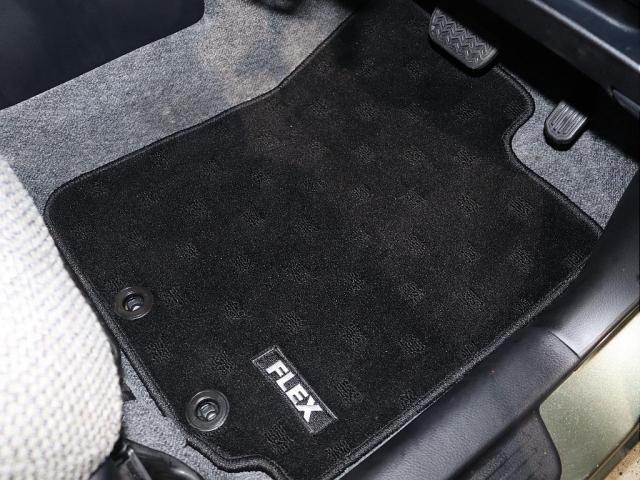 プロボックス GL サニトラオマージュモデル ディーゼルグリーンNEWオールペイント 角目ヘッドライト換装 DEENクロスカントリー OPENカントリー165/80/14RT 社外ナビゲーション フロアマット(27枚目)