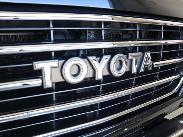 ランドクルーザー１００ ＶＸリミテッド　Ｇセレクション　レクサス純正カラーグラファイトブラックオールペイント　平成１７年最終型５速オートマ搭載　ハイトコントロール　サンルーフ　ＤＥＡＮクロスカントリーＡＷ　ヨコハマジオＭＴ　２３５／８５／１６ＭＴ（36枚目）