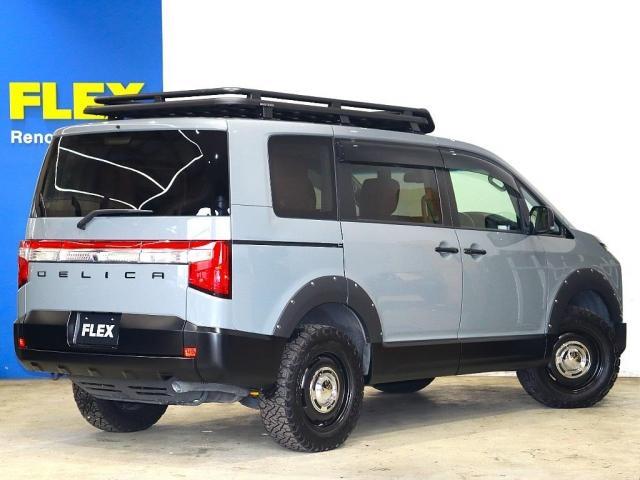 デリカＤ：５ Ｐ　ムーンウォークグレーペイント　ＪＡＯＳオーバーフェンダー　ｃｌａｓｓｉｃブラウンシートカバー　Ｄ５専用ルーフラック　ＢＧＧＯＯＤＲＩＣＨ×ＤＥＡＮクロスカントリー　シートカバー同色ドア内張り（9枚目）