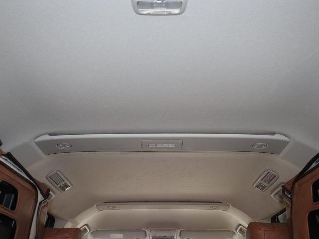 デリカＤ：５ Ｐ　ムーンウォークグレーペイント　ＪＡＯＳオーバーフェンダー　ｃｌａｓｓｉｃブラウンシートカバー　Ｄ５専用ルーフラック　ＢＧＧＯＯＤＲＩＣＨ×ＤＥＡＮクロスカントリー　シートカバー同色ドア内張り（17枚目）