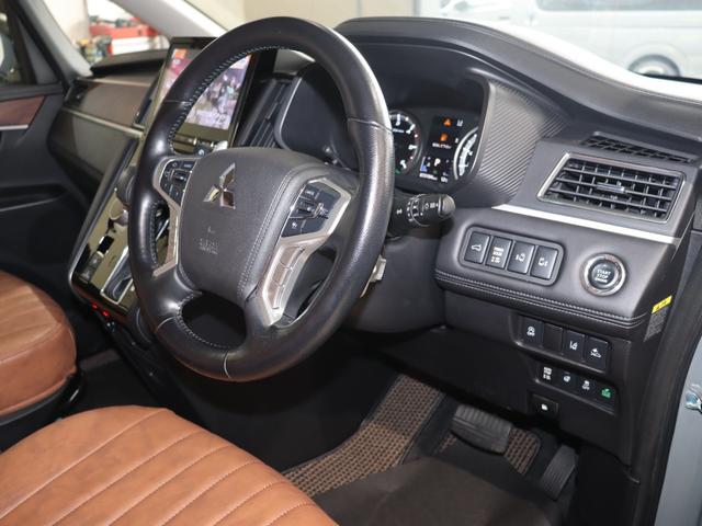 デリカＤ：５ Ｐ　ムーンウォークグレーペイント　ＪＡＯＳオーバーフェンダー　ｃｌａｓｓｉｃブラウンシートカバー　Ｄ５専用ルーフラック　ＢＧＧＯＯＤＲＩＣＨ×ＤＥＡＮクロスカントリー　シートカバー同色ドア内張り（36枚目）