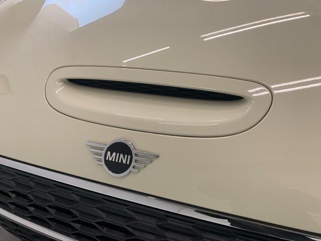 ＭＩＮＩ クーパーＳ　クラブマン　クラシック・トリム　弊社元試乗車　禁煙車　バックカメラ　パーキンアシスト　デジタルメーター　ドライビングモード　アップルカープレイ　クルーズコントロール　衝突被害軽減ブレーキ　ＥＴＣ　ＬＥＤヘッドライト（53枚目）