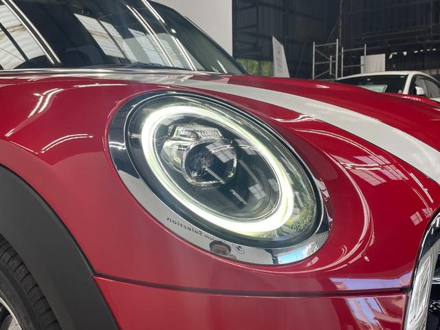 ＭＩＮＩ クーパーＤ　純正ＮＡＶＩ　リヤビューカメラ　障害物センサー　ＬＥＤヘッドライト　ホワイトルーフ　ユニオンジャックテールレンズ　オートエアコン　衝突被害軽減ブレーキ（15枚目）