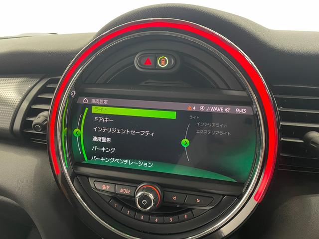 ＭＩＮＩ クーパーＤ　純正ＮＡＶＩ　リヤビューカメラ　障害物センサー　ＬＥＤヘッドライト　ホワイトルーフ　ユニオンジャックテールレンズ　オートエアコン　衝突被害軽減ブレーキ（32枚目）
