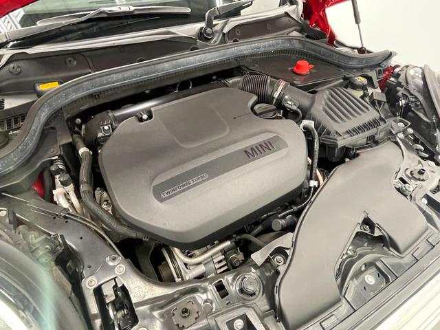 ＭＩＮＩ クーパーＤ　純正ＮＡＶＩ　リヤビューカメラ　障害物センサー　ＬＥＤヘッドライト　ホワイトルーフ　ユニオンジャックテールレンズ　オートエアコン　衝突被害軽減ブレーキ（36枚目）