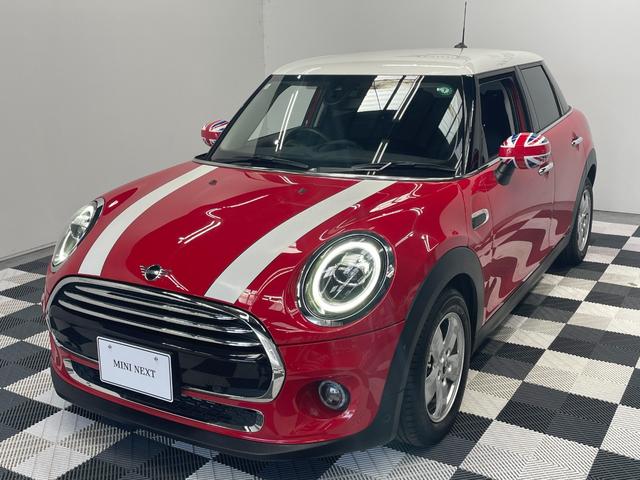 ＭＩＮＩ クーパーＤ　純正ＮＡＶＩ　リヤビューカメラ　障害物センサー　ＬＥＤヘッドライト　ホワイトルーフ　ユニオンジャックテールレンズ　オートエアコン　衝突被害軽減ブレーキ（42枚目）