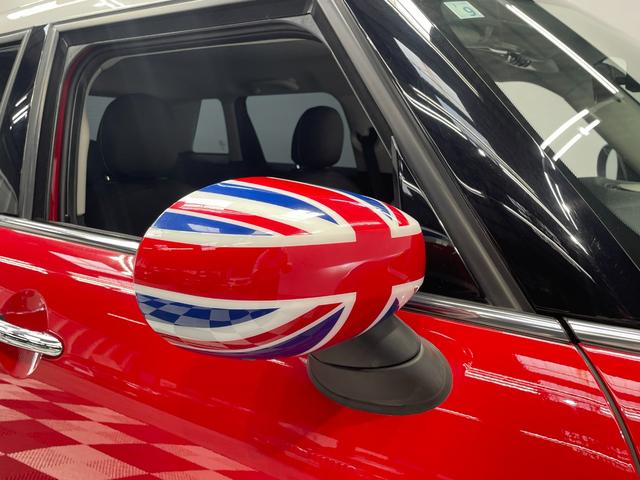 ＭＩＮＩ クーパーＤ　純正ＮＡＶＩ　リヤビューカメラ　障害物センサー　ＬＥＤヘッドライト　ホワイトルーフ　ユニオンジャックテールレンズ　オートエアコン　衝突被害軽減ブレーキ（47枚目）