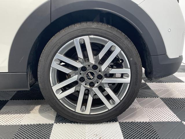 ＭＩＮＩ クーパーＣ　クラシック・トリム　ＣＬＡＳＳＩＣトリム　フロントシートヒーター　ドライビングアシストプラス　ステアリング＆レーンコントロール　衝突被害軽減ブレーキ　リバースアシスト　パーキングアシスト　ヘッドアップディスプレイ（45枚目）