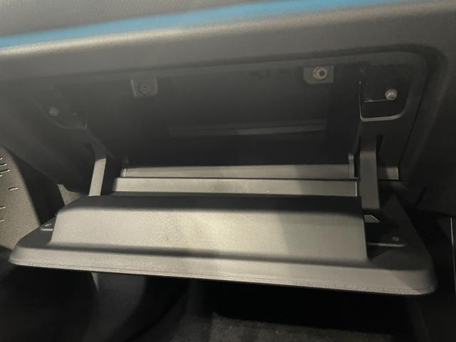 ＭＩＮＩ カントリーマンＳオール４　クラシック・トリム　ＣＬＡＳＳＩＣトリム　ドライビングアシストプロフェッショナル　ステアリングヒーター　衝突被害軽減ブレーキ　全方位カメラ　障害物センサー　アダプティブＬＥＤヘッドライト　ＳＯＳコール　シートヒーター（26枚目）