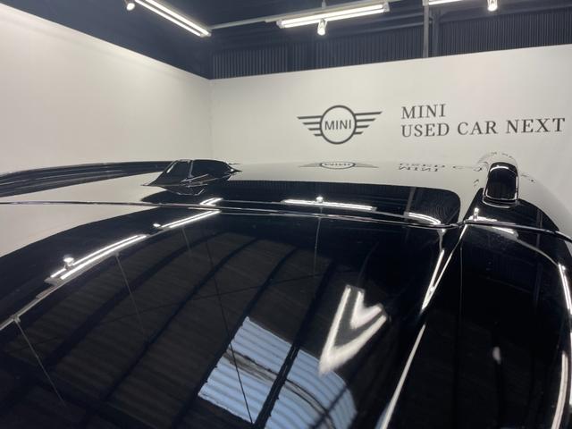 ＭＩＮＩ カントリーマンＳオール４　クラシック・トリム　ＣＬＡＳＳＩＣトリム　ドライビングアシストプロフェッショナル　ステアリングヒーター　衝突被害軽減ブレーキ　全方位カメラ　障害物センサー　アダプティブＬＥＤヘッドライト　ＳＯＳコール　シートヒーター（45枚目）