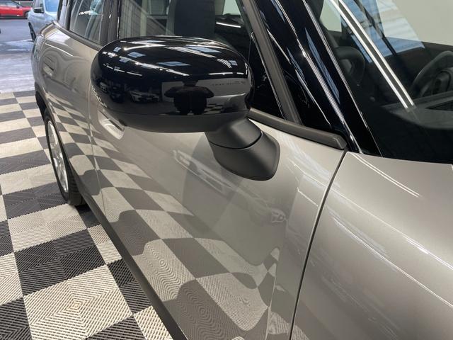 ＭＩＮＩ カントリーマンＳオール４　クラシック・トリム　ＣＬＡＳＳＩＣトリム　ドライビングアシストプロフェッショナル　ステアリングヒーター　衝突被害軽減ブレーキ　全方位カメラ　障害物センサー　アダプティブＬＥＤヘッドライト　ＳＯＳコール　シートヒーター（47枚目）