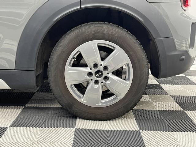 ＭＩＮＩ クロスオーバー　バッキンガム　認定中古車　マルチディスプレイメーター　クルーズコントロール　オートマチックテールゲート　ＬＥＤヘッドライト　純正ＮＡＶＩ　ドライビングアシスト　衝突被害軽減ブレーキ　障害物センサー（46枚目）