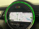クーパーＤ　純正ＮＡＶＩ　リヤビューカメラ　障害物センサー　ＬＥＤヘッドライト　ホワイトルーフ　ユニオンジャックテールレンズ　オートエアコン　衝突被害軽減ブレーキ（28枚目）