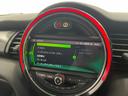 クーパーＤ　純正ＮＡＶＩ　リヤビューカメラ　障害物センサー　ＬＥＤヘッドライト　ホワイトルーフ　ユニオンジャックテールレンズ　オートエアコン　衝突被害軽減ブレーキ（32枚目）