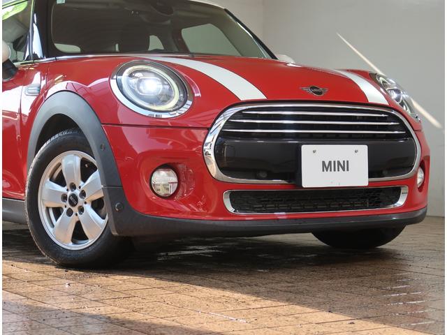 ＭＩＮＩ クーパー　純正ナビ　バックカメラ　パーキングセンサー　ワンオーナー　ディーラー整備車　Ｂｌｕｅｔｏｏｔｈ　アイドリングストップ　ＥＴＣ　ＬＥＤヘッド　革巻きステア　電動格納ミラー　横滑り防止装置　フロントフォグ（50枚目）