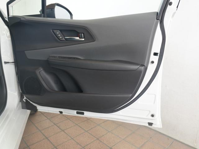 プリウス Ｚ　純正ディスプレーオーディオ　フルセグＴＶ　純正１９ＡＷ　全方位カメラ　シートヒーター　エアシート　運転席パワーシート　黒革シート　前後ドラレコ　プリクラシュ　ＬＫＡ　ＢＳＭ　デジタルインナーミラー（44枚目）