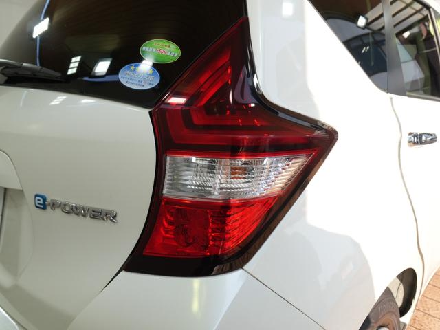 ノート e-パワー X 純正ナビ デジタルインナーミラー 全方位カメラ フルセグTV ETC プッシュスタート 純正マット ステアリングスイッチ CD Bluetooth レーンキープアシスト コーナーセンサー 衝突軽減(57枚目)