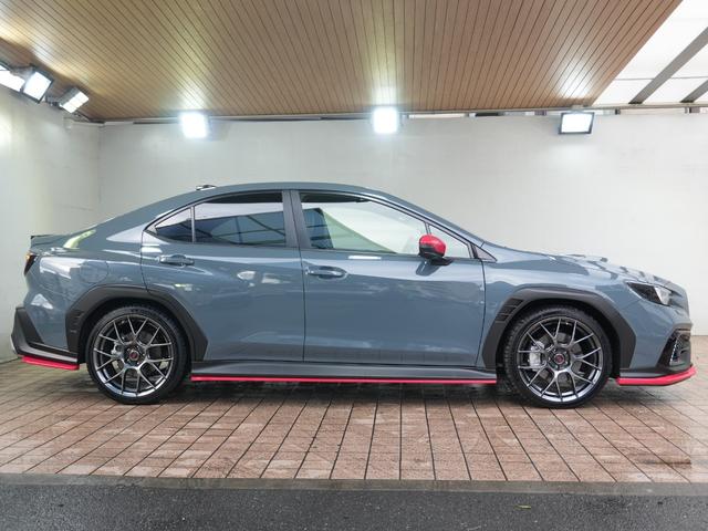 WRX S4 STIスポーツシャープ ワンオーナー STiエアロパッケージ レカロシート ハーマンカードン 11.6インチナビ フルセグ 全方位カメラ STiタワーバー 純正ラバーマット パドルシフト(7枚目)