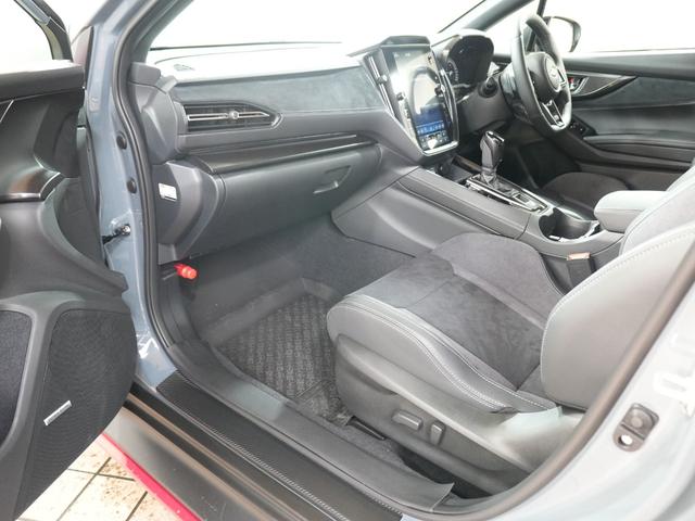 WRX S4 STIスポーツシャープ ワンオーナー STiエアロパッケージ レカロシート ハーマンカードン 11.6インチナビ フルセグ 全方位カメラ STiタワーバー 純正ラバーマット パドルシフト(39枚目)