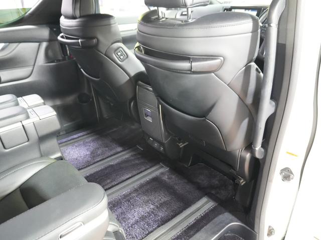 アルファード 3.5エグゼクティブラウンジS JBL 純正FDモニター デジタルインナーミラー 黒革シート 全方位カメラ 両側パワースライドドア パワーバックドア 純正メモリナビ フルセグTV 衝突軽減 LKA BSM AHB レーダーC ETC(63枚目)