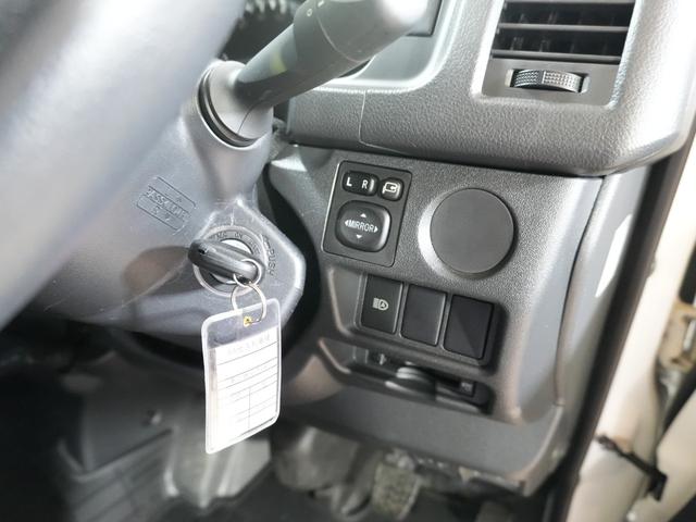 ハイエースバン ロングDX AC100V 電動格納ミラー キーレスエントリー ETC 最大積載量1250kg トヨタセーフティセンス レーンキープアシスト オートマチックハイビーム 社外オーディオ ブルートゥース 両側スライド(10枚目)