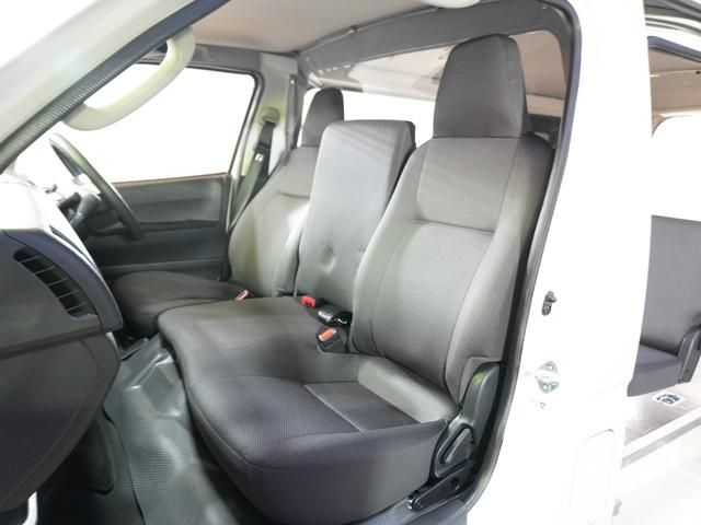 ハイエースバン ロングDX AC100V 電動格納ミラー キーレスエントリー ETC 最大積載量1250kg トヨタセーフティセンス レーンキープアシスト オートマチックハイビーム 社外オーディオ ブルートゥース 両側スライド(29枚目)