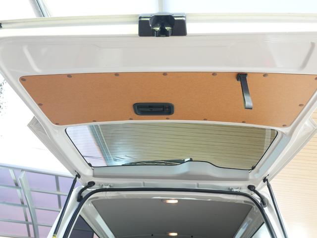 ハイエースバン ロングDX AC100V 電動格納ミラー キーレスエントリー ETC 最大積載量1250kg トヨタセーフティセンス レーンキープアシスト オートマチックハイビーム 社外オーディオ ブルートゥース 両側スライド(39枚目)