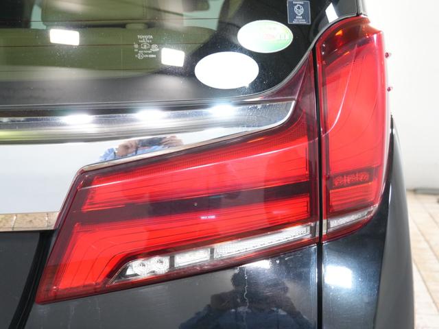 TOYOTA ALPHARD 2.5G