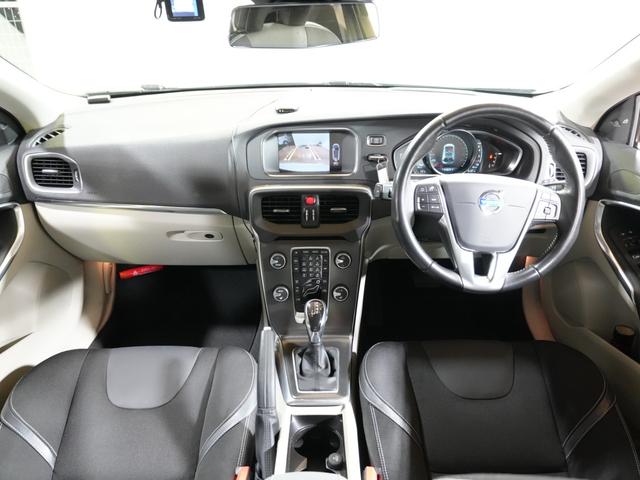V40 T4 SE 1オーナー 純正ナビフルセグ 純正17AW 追従クルコン シティセーフティー ETC プッシュスタート 社外レーダー 社外ドラレコ ステアスイッチ 純正マッド アイドリングストップ 保証書 取説記録簿(2枚目)