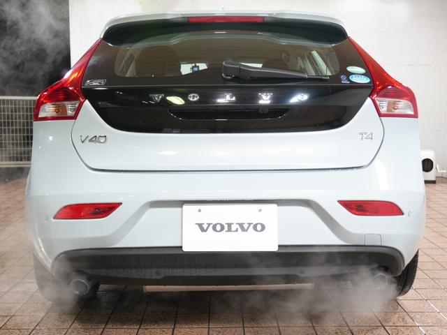 V40 T4 SE 1オーナー 純正ナビフルセグ 純正17AW 追従クルコン シティセーフティー ETC プッシュスタート 社外レーダー 社外ドラレコ ステアスイッチ 純正マッド アイドリングストップ 保証書 取説記録簿(11枚目)