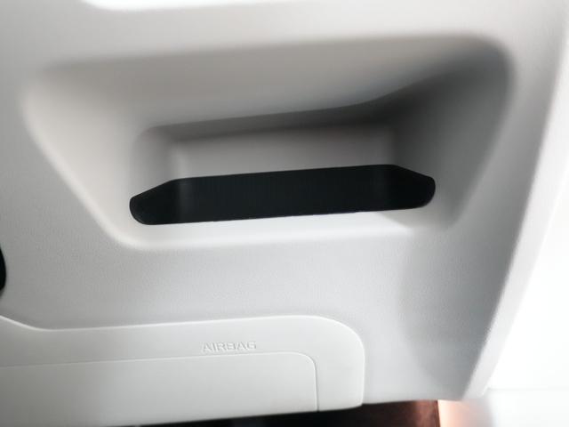 V40 T4 SE 1オーナー 純正ナビフルセグ 純正17AW 追従クルコン シティセーフティー ETC プッシュスタート 社外レーダー 社外ドラレコ ステアスイッチ 純正マッド アイドリングストップ 保証書 取説記録簿(27枚目)