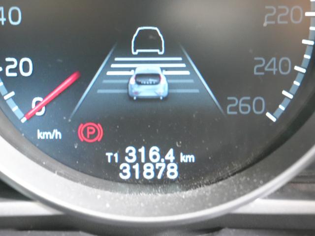 V40 T4 SE 1オーナー 純正ナビフルセグ 純正17AW 追従クルコン シティセーフティー ETC プッシュスタート 社外レーダー 社外ドラレコ ステアスイッチ 純正マッド アイドリングストップ 保証書 取説記録簿(38枚目)