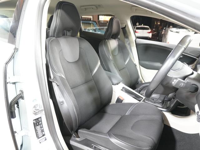 V40 T4 SE 1オーナー 純正ナビフルセグ 純正17AW 追従クルコン シティセーフティー ETC プッシュスタート 社外レーダー 社外ドラレコ ステアスイッチ 純正マッド アイドリングストップ 保証書 取説記録簿(44枚目)