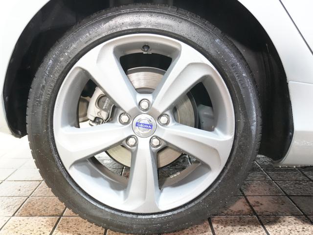V40 T4 SE 1オーナー 純正ナビフルセグ 純正17AW 追従クルコン シティセーフティー ETC プッシュスタート 社外レーダー 社外ドラレコ ステアスイッチ 純正マッド アイドリングストップ 保証書 取説記録簿(60枚目)
